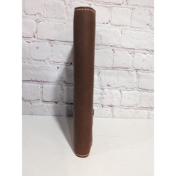 Le Vent Leather Refillable Notebook Journal Cover 9 X 6.5 1 Blank Notebook NWOT - Picture 3 of 13